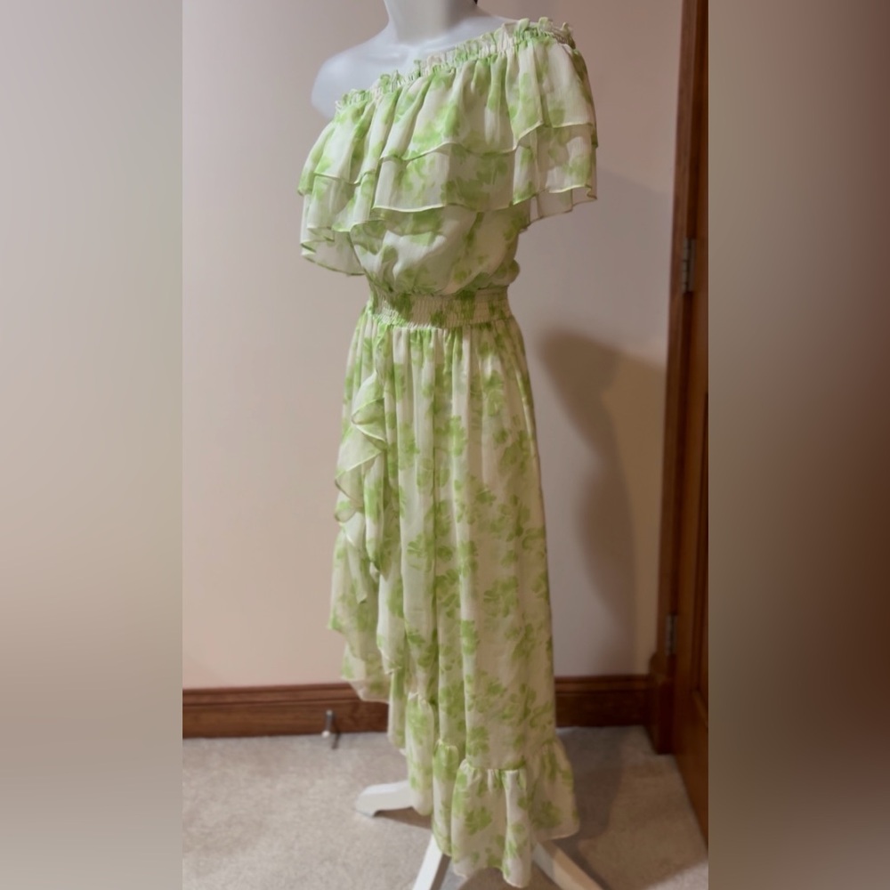 NWT 🏷️ GORGEOUS MISA LOS ANGELES RUMI DRESS IN HONEYDEW BLOSSOM    SIZE XS